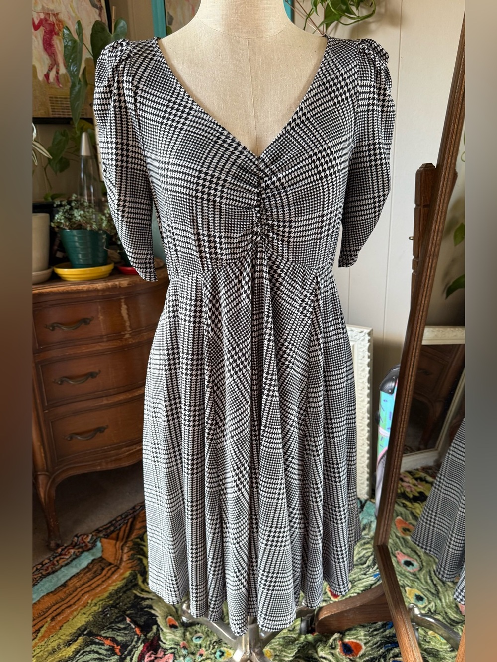Torrid Mini Studio Knit Cinch Front Skater Dress Size 1X Black White Houndstooth - Picture 4 of 12